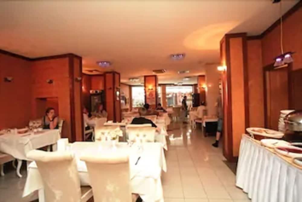 Turvan Hotel Provincia di Provincia di Istanbul Esterno foto